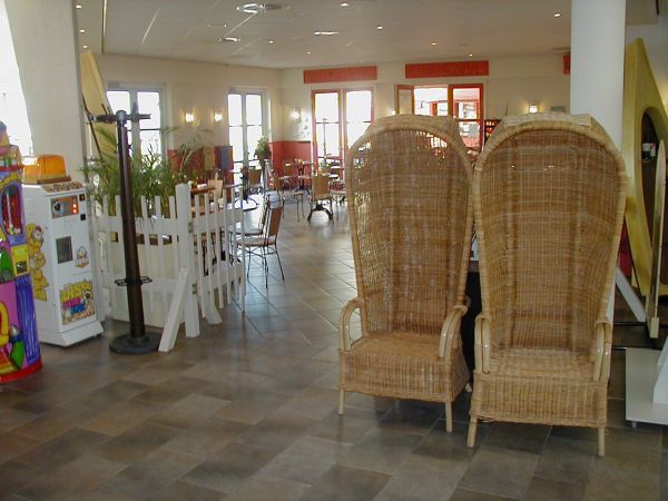 Innen im Zentralgeb&auml;ude oder Parkzentrale